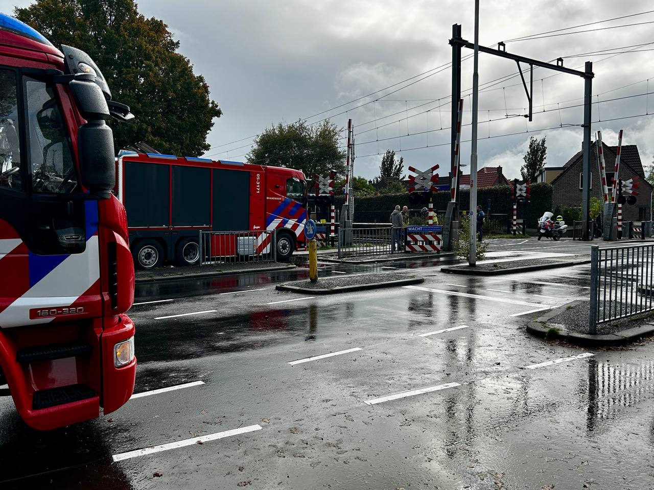 Treinverkeer stilgelegd na aanrijding bij station Almelo De Riet