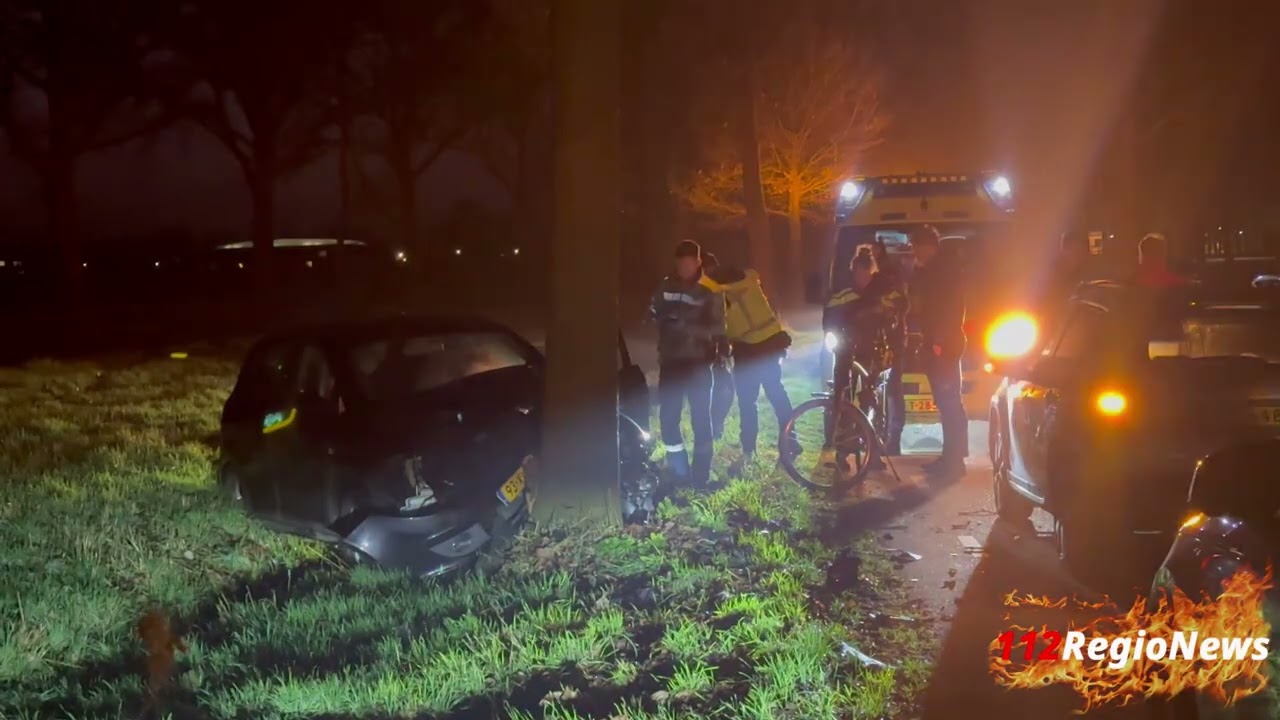 Video: Auto van N755 bij Markelo, parallelweg tijdelijk afgesloten
