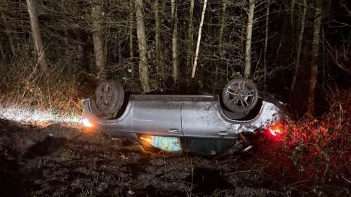 Auto op de kop na ongeval op A35 bij Hengelo
