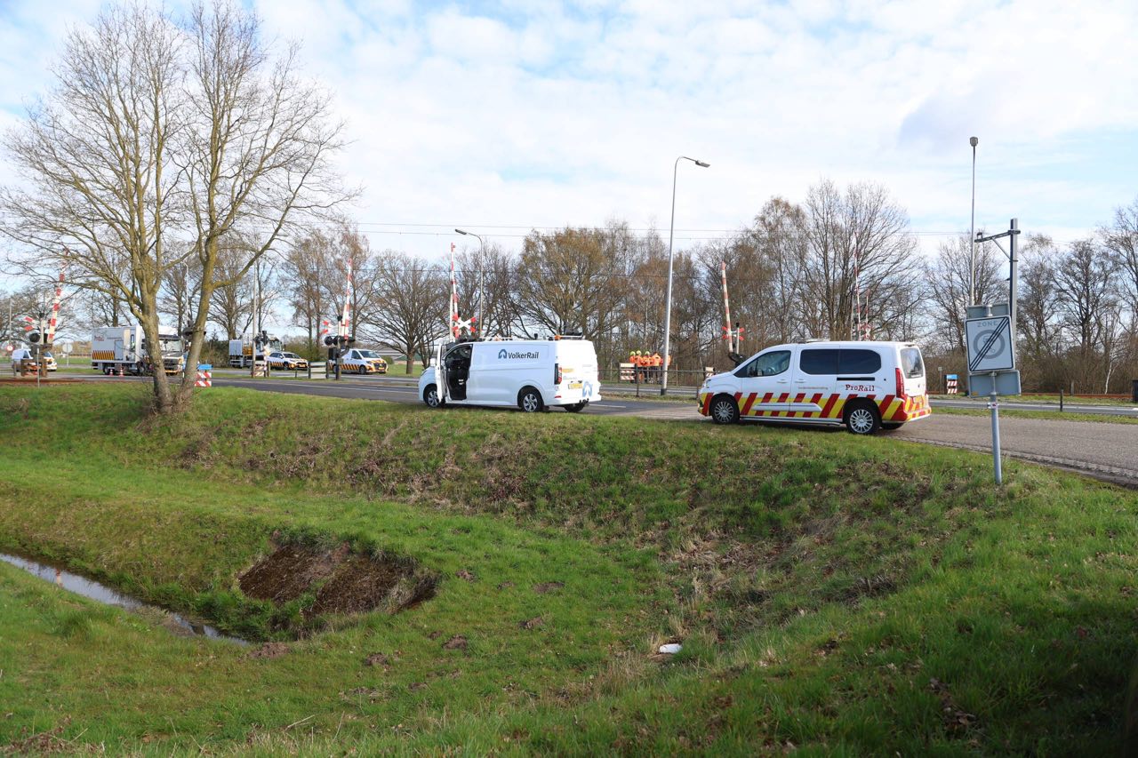Trein botst op boom bij Mariënheem, geen gewonden