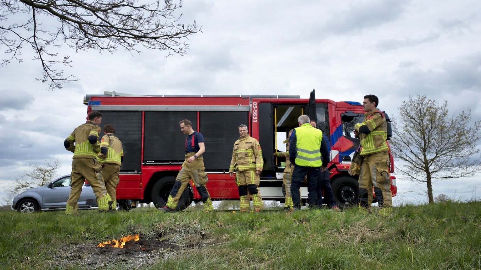 Bermbrand Leemslagenweg Enter