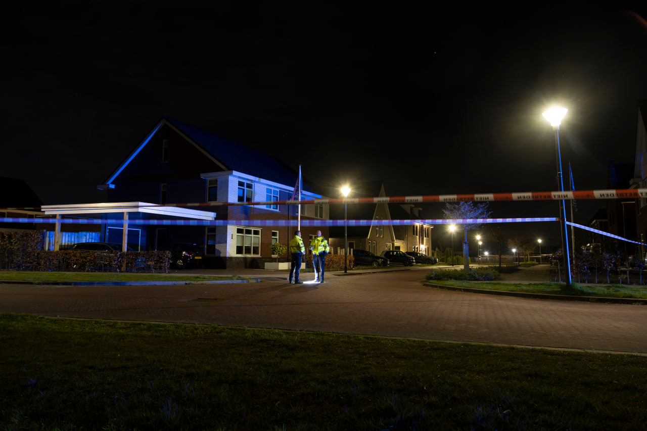 Achtervolging Wierden politieauto schade